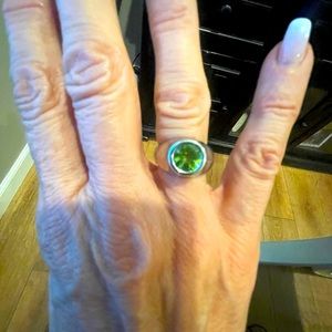 Sterling silver round faceted peridot ring size 6